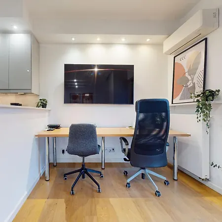 Daire Blackberry With Ac Browary Warszawskie *